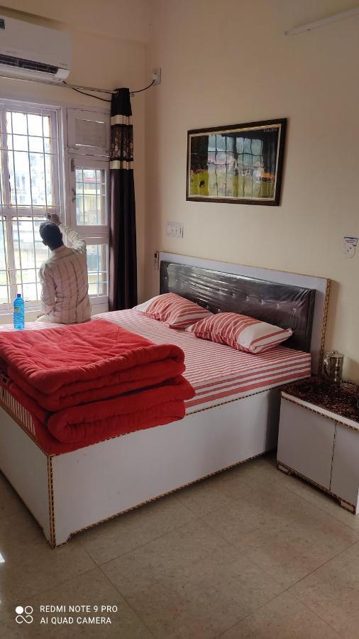 City Crown Guest House Sundarnagar Ngoại thất bức ảnh