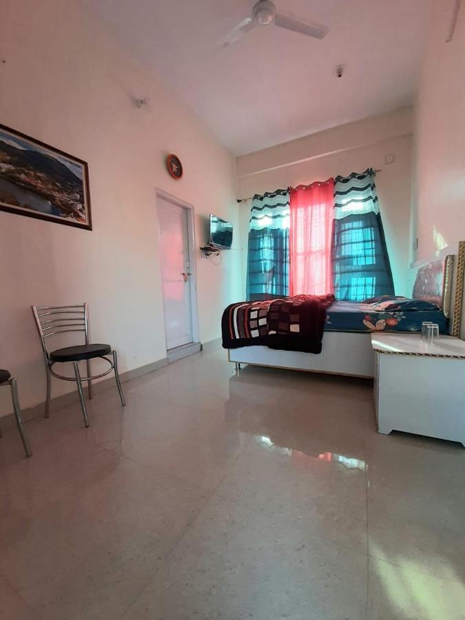 City Crown Guest House Sundarnagar Ngoại thất bức ảnh