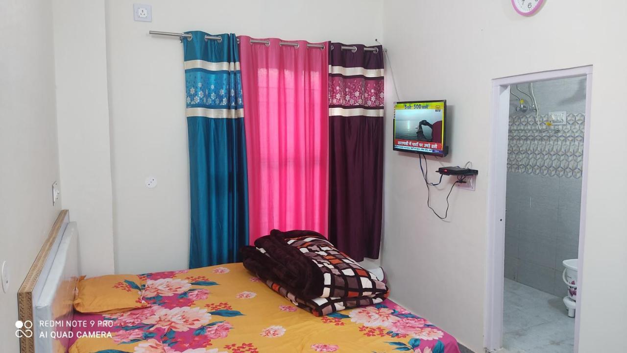City Crown Guest House Sundarnagar Ngoại thất bức ảnh