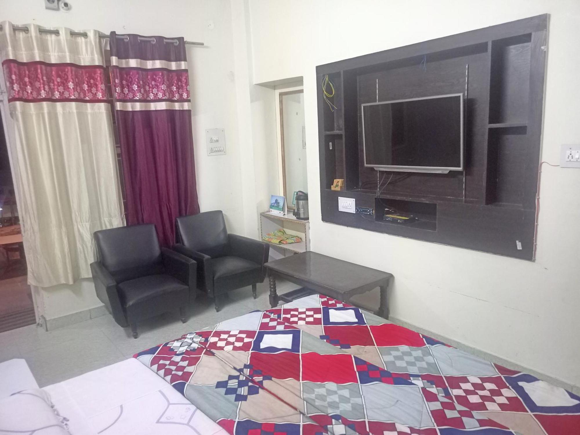 City Crown Guest House Sundarnagar Phòng bức ảnh